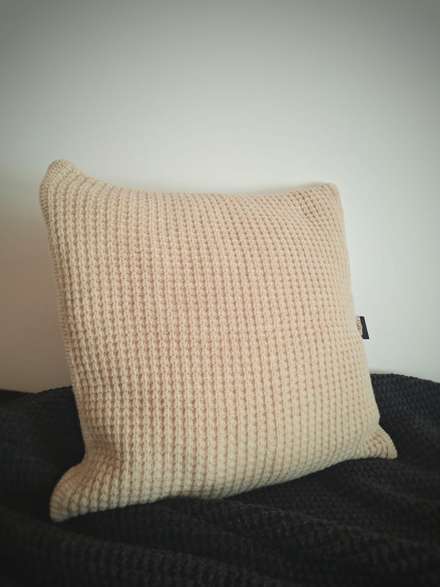 Summit Pillow - Beige