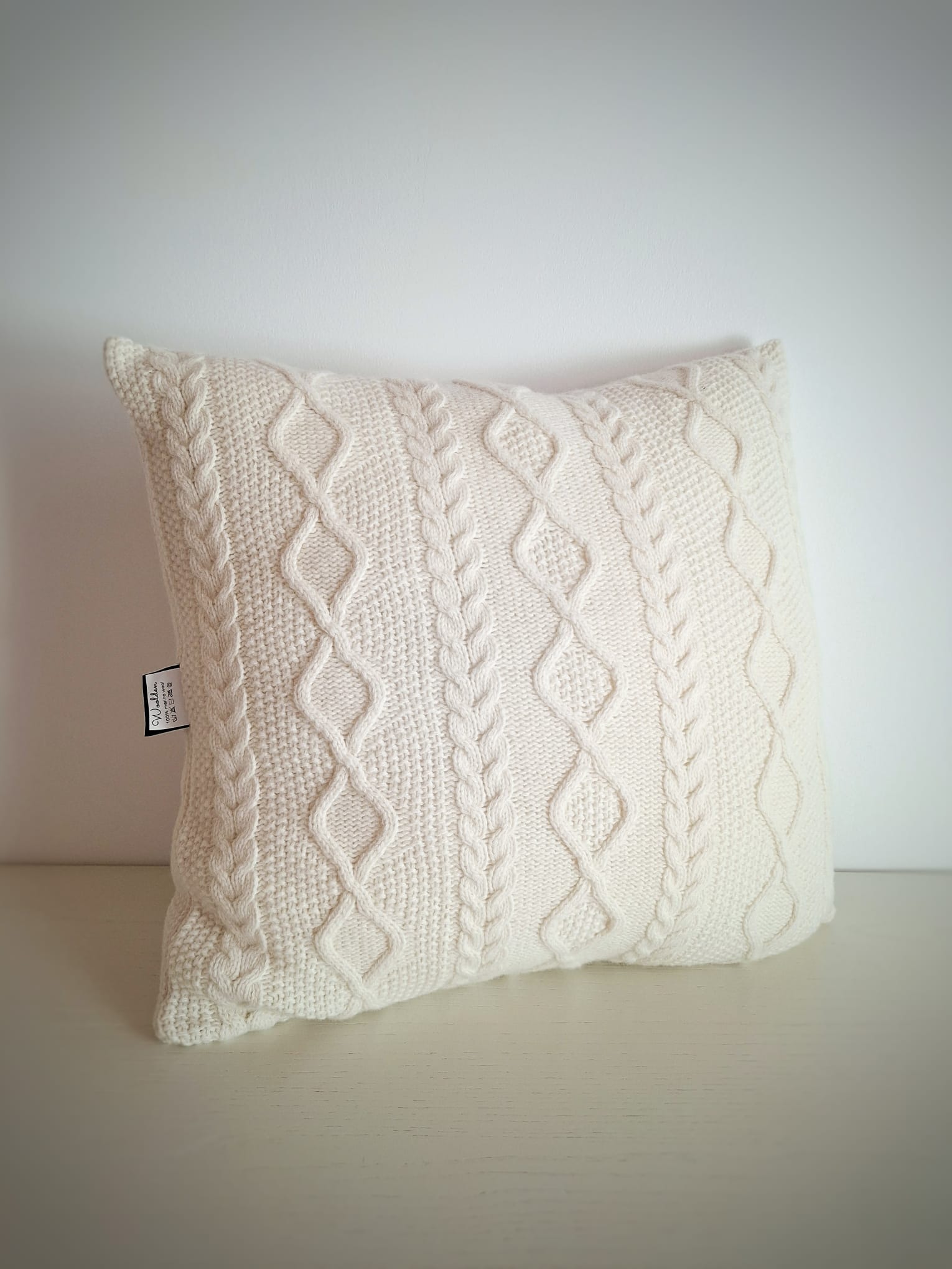 Diamond Pillow - Ecru